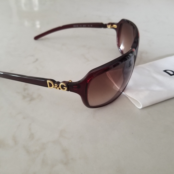D&G Sunglasses - Picture 3 of 6